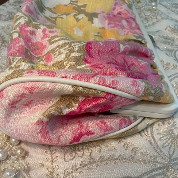 Ann Taylor LOFT clutch purse - Picture 2 of 6